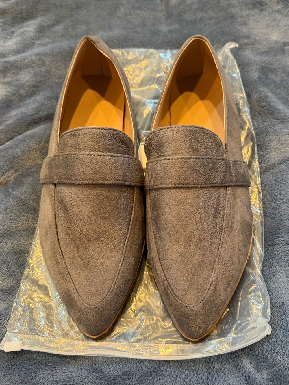 Suede Pointed Loafers in Gray